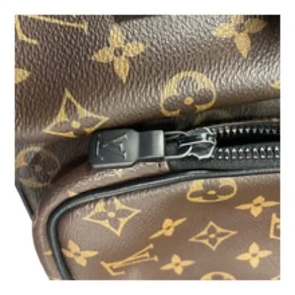 Louis Vuitton Christopher Monogram Waist Bum Bag see photos - Picture 3 of 7
